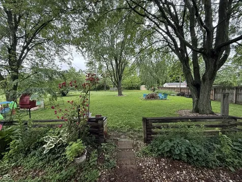 7660 S Oak Drive Indianapolis IN 46227