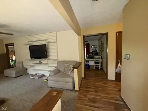7660 S Oak Drive Indianapolis IN 46227