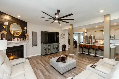 910 Borealis Drive Franklin IN 46131