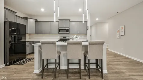 2560 Lanai Lane Greenwood IN 46143