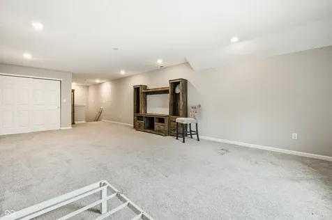 2560 Lanai Lane Greenwood IN 46143