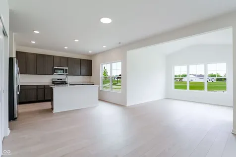 8609 Meadowlands Court Plainfield IN 46168