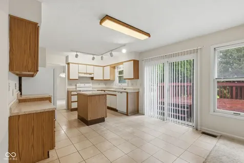 5635 Arabian Court Indianapolis IN 46228