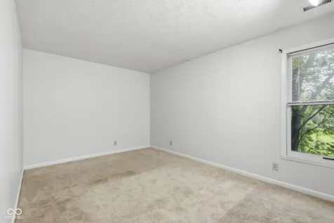 5635 Arabian Court Indianapolis IN 46228