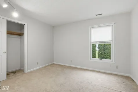 5635 Arabian Court Indianapolis IN 46228