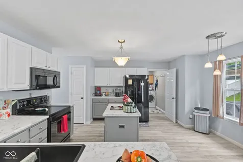 4709 Oakton Way Greenwood IN 46143