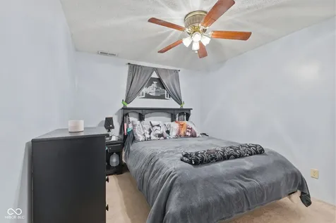 4709 Oakton Way Greenwood IN 46143