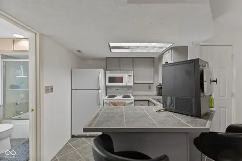 4709 Oakton Way Greenwood IN 46143