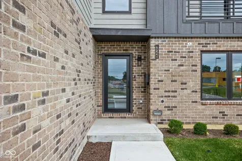 326 N Summit Street Indianapolis IN 46201