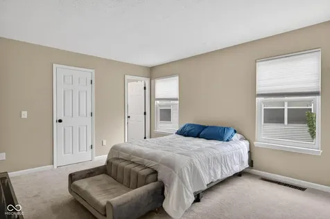 5337 Pelham Way Indianapolis IN 46216
