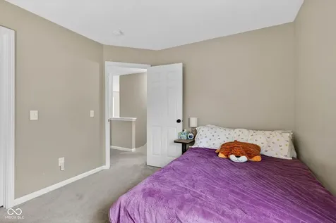 5337 Pelham Way Indianapolis IN 46216