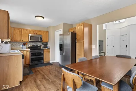 5337 Pelham Way Indianapolis IN 46216