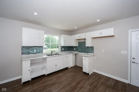 6356 Michigan Road Indianapolis IN 46268