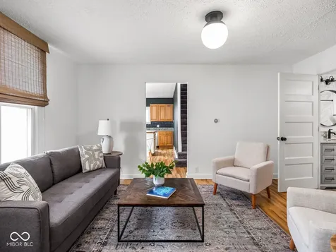 903 Dawson Street Indianapolis IN 46203