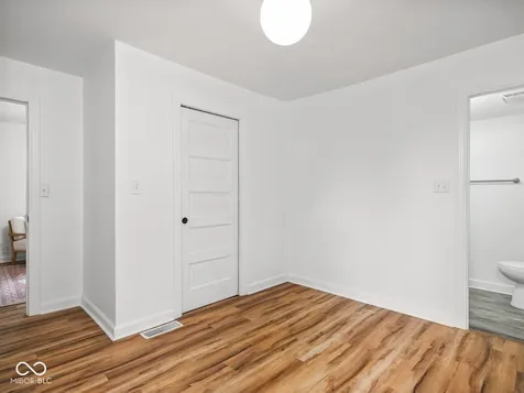903 Dawson Street Indianapolis IN 46203