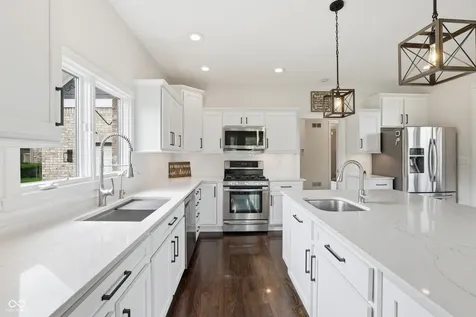 6560 Calais Circle Indianapolis IN 46220