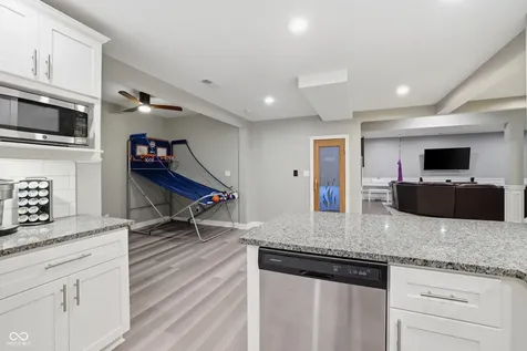 6560 Calais Circle Indianapolis IN 46220