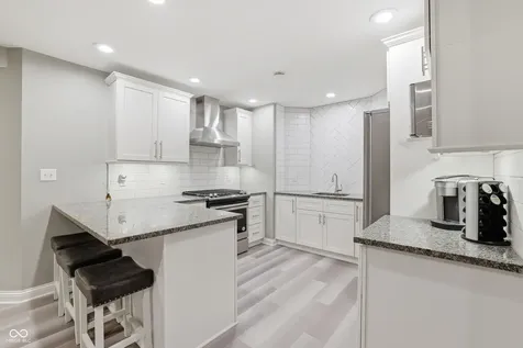 6560 Calais Circle Indianapolis IN 46220