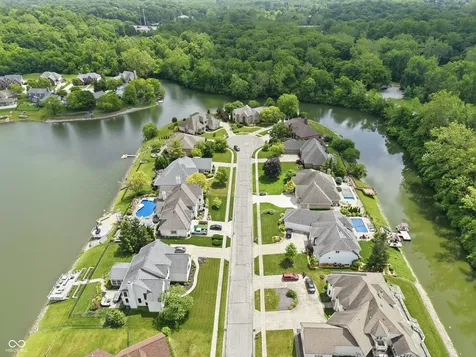6560 Calais Circle Indianapolis IN 46220