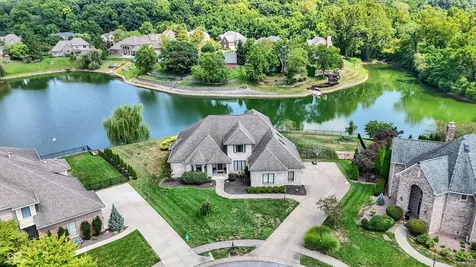 6560 Calais Circle Indianapolis IN 46220