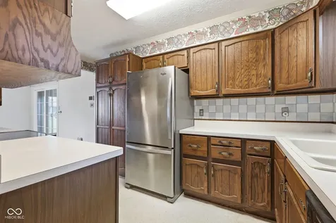 2945 N Lawndale Avenue Indianapolis IN 46224