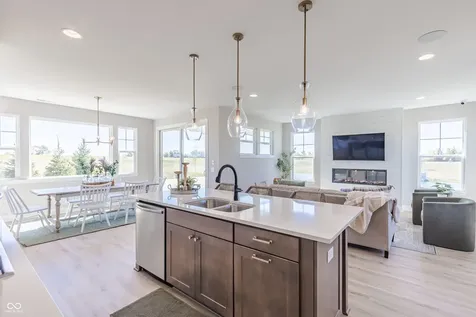 7441 Peristyle Lane Mccordsville IN 46055