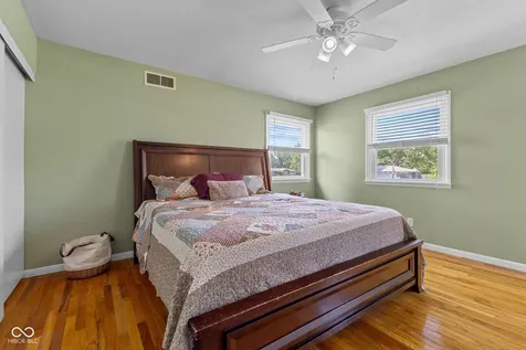 4847 S Eaton Avenue Indianapolis IN 46239