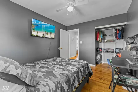 4847 S Eaton Avenue Indianapolis IN 46239