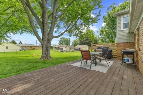 4847 S Eaton Avenue Indianapolis IN 46239