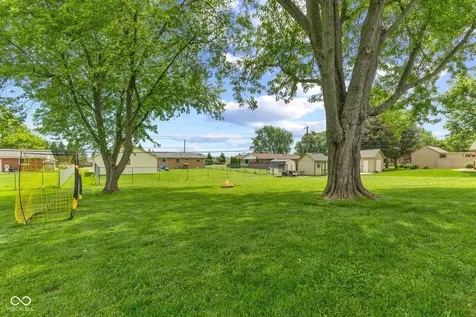 4847 S Eaton Avenue Indianapolis IN 46239