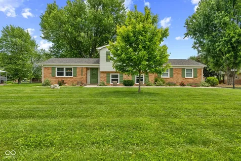 4847 S Eaton Avenue Indianapolis IN 46239