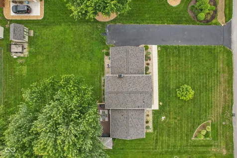 4847 S Eaton Avenue Indianapolis IN 46239