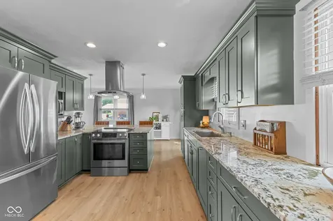 4847 S Eaton Avenue Indianapolis IN 46239