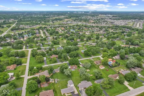 4847 S Eaton Avenue Indianapolis IN 46239
