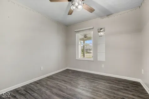 191 Suncrest Drive Greenwood IN 46143