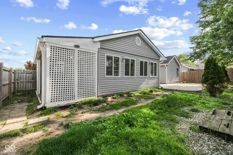 191 Suncrest Drive Greenwood IN 46143