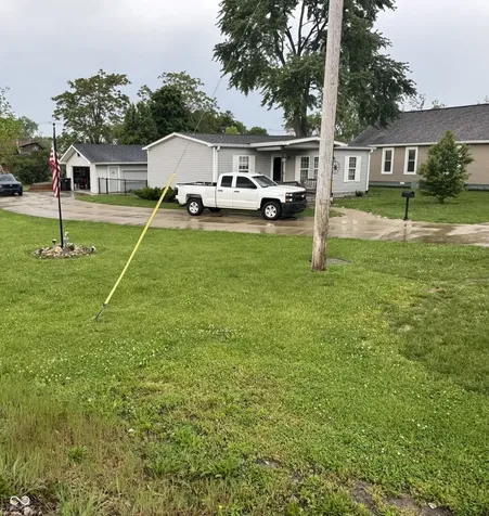 620 Pearl Street Whiteland IN 46184