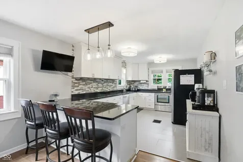 5944 Evanston Avenue Indianapolis IN 46220