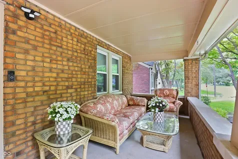 5944 Evanston Avenue Indianapolis IN 46220