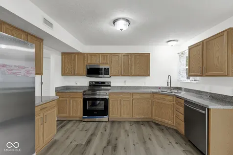 8363 Sotheby Drive Indianapolis IN 46239