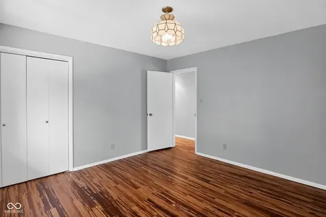 727 Lawrence Avenue Indianapolis IN 46227