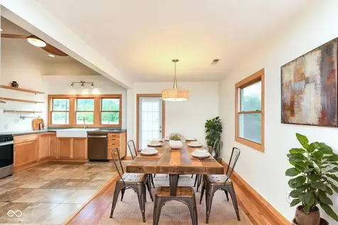 1102 E 49th Street Indianapolis IN 46205