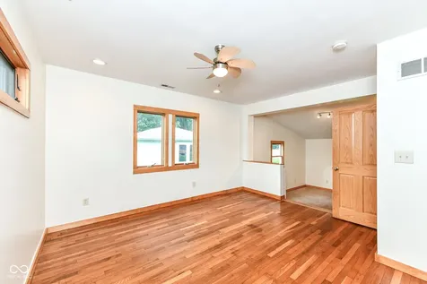 1102 E 49th Street Indianapolis IN 46205