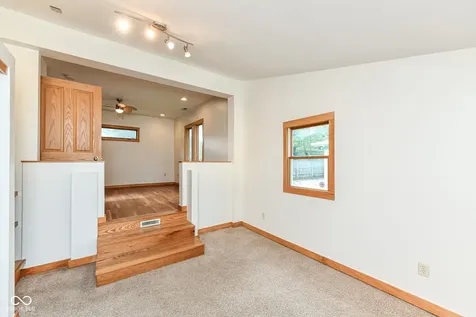 1102 E 49th Street Indianapolis IN 46205