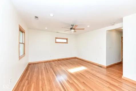 1102 E 49th Street Indianapolis IN 46205