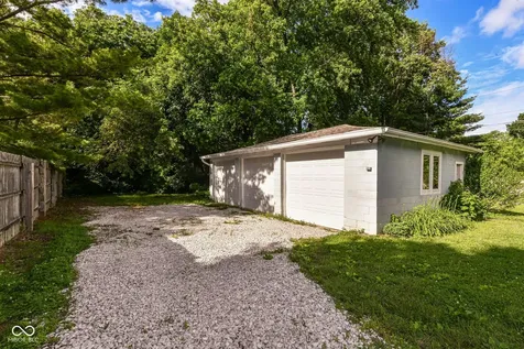 1102 E 49th Street Indianapolis IN 46205