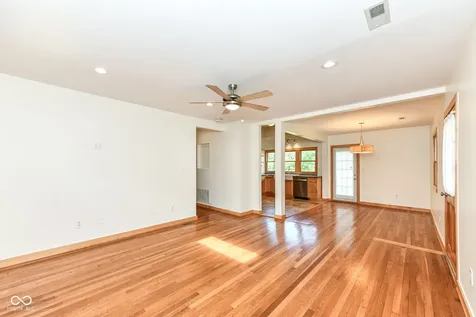 1102 E 49th Street Indianapolis IN 46205
