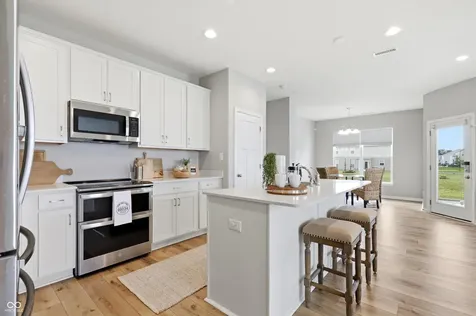 131 Hovden Drive Cicero IN 46034