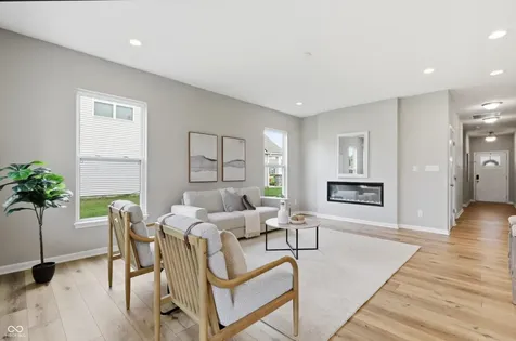 131 Hovden Drive Cicero IN 46034