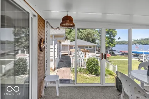 7667 N John Young Road Unionville IN 47468